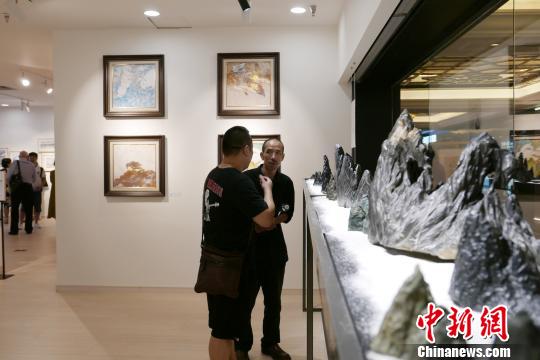 2019上海市首屆國際設(shè)計師藝術(shù)作品展。官方供圖 2019上海市首屆國際設(shè)計師藝術(shù)作品展。官方供圖